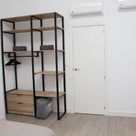 Nuevo Centro, Trastamara 25 Sevilla