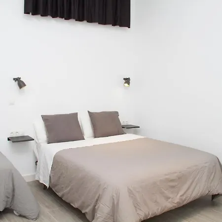 Nuevo Centro, Trastamara 25 Apartment