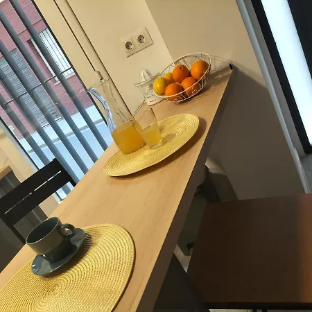 Apartment Nuevo Centro, Trastamara 25 *